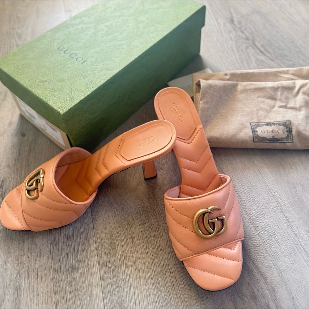 Gucci GG marmont quilted sandals - Picture 4 of 5